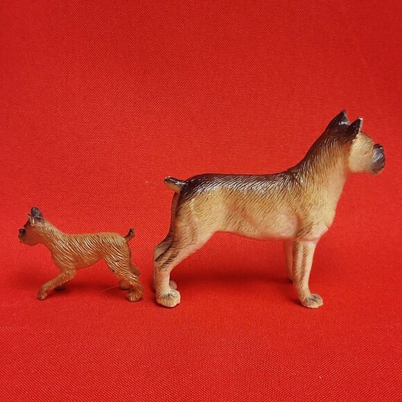 Two Vintage Boxer Dog Figurines - Picture 6 of 9